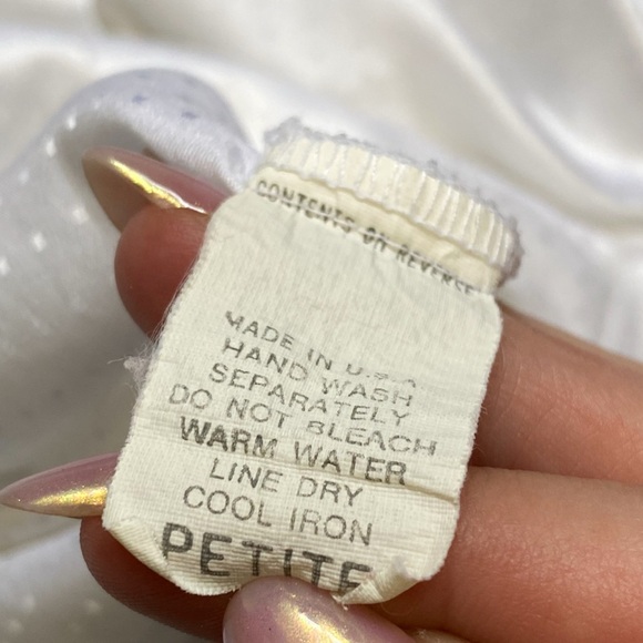 Vintage Christian Dior white satin collared long sleeve button up pajama PJ top - Picture 10 of 13